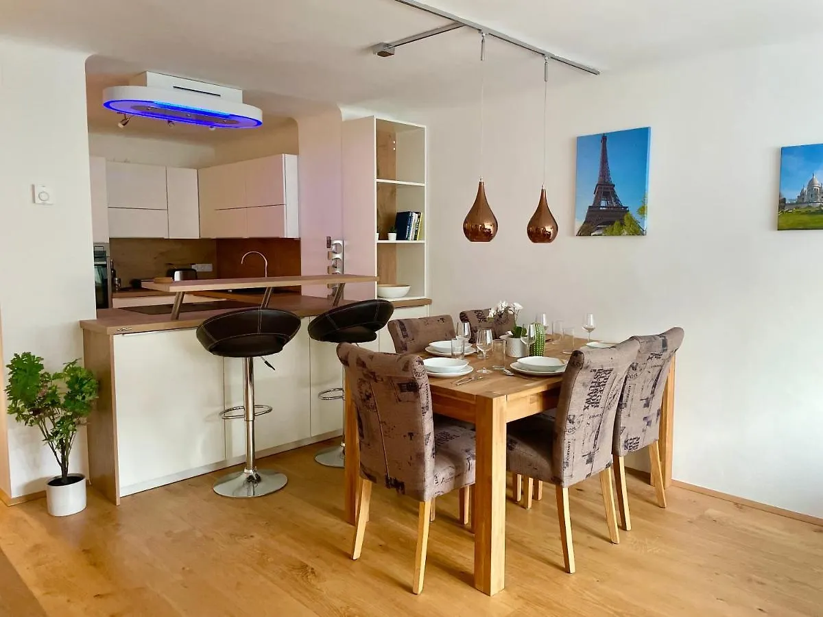 60 M2 Central Rooftop Apartment With Ac Viena Áustria